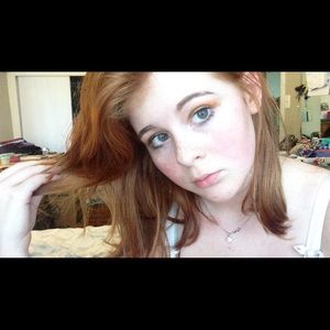 Meet your Posher, Isabelle