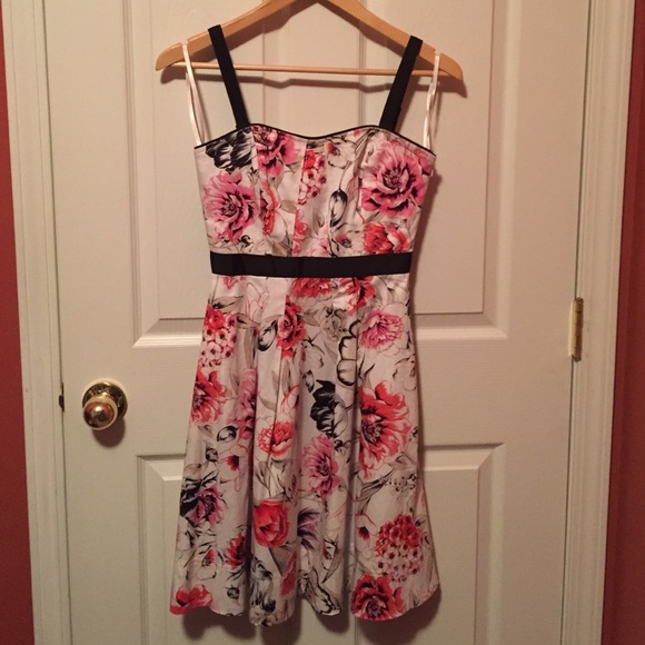 White House Black Market dress