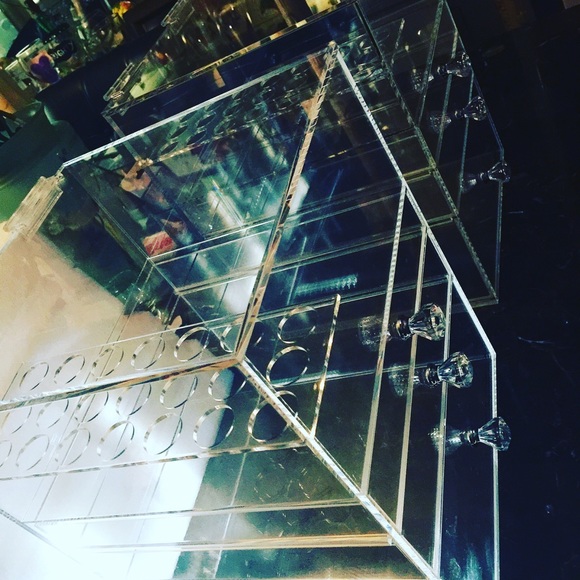 4 Tiered organizer with 3 drawer - Picture 2 of 3