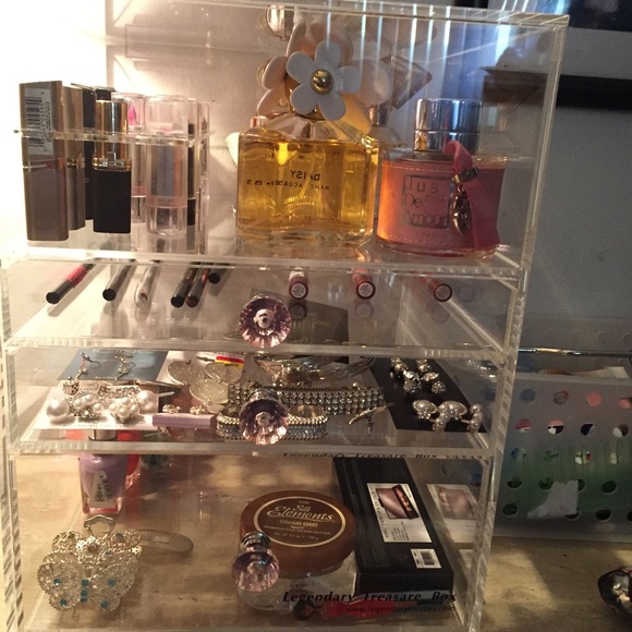 4 Tiered organizer with 3 drawer - Picture 3 of 3