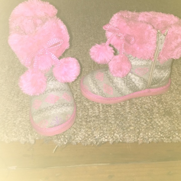 Toddler size 8 - Picture 1 of 1