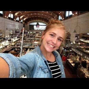 Meet your Posher, Dayanna