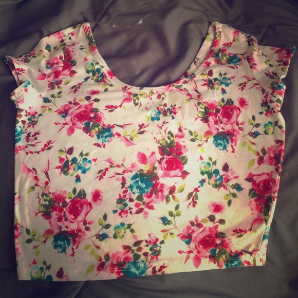 Floral crop top - Picture 1 of 2
