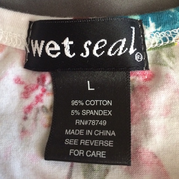 Floral crop top - Picture 2 of 2