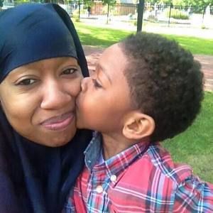 Meet your Posher, Aisha