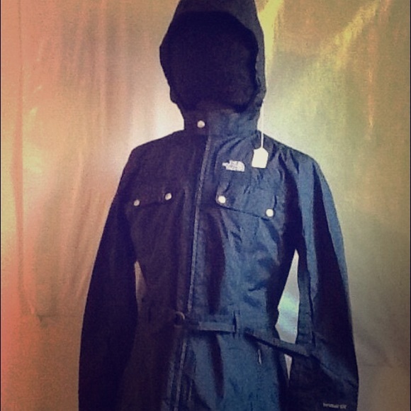 North face HYvent rain trench.
