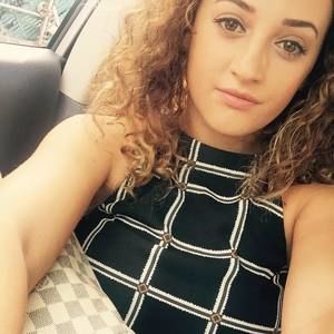 Meet your Posher, Cristiana