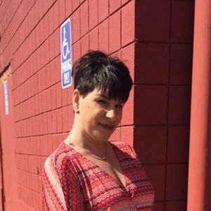 Meet your Posher, Diana