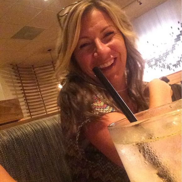 Meet your Posher, Kelly