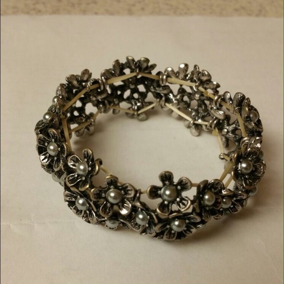 Bracelet - Picture 2 of 2