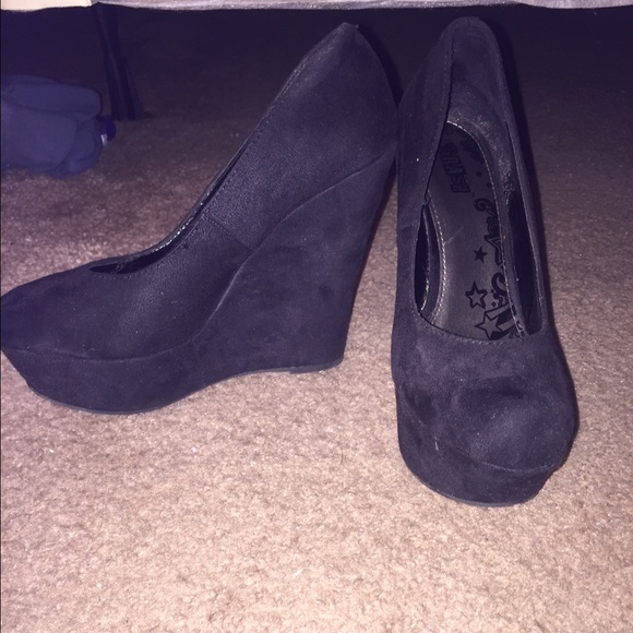 Super hot, super comfy wedges!!!