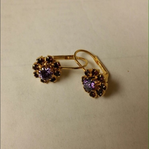 Earrings - Picture 2 of 2