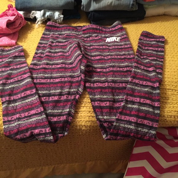 Nike leggings