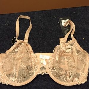 Apt.9 34DD cream lace bra!