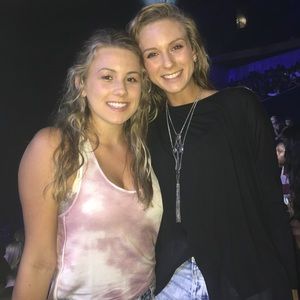 Meet your Posher, Hannah