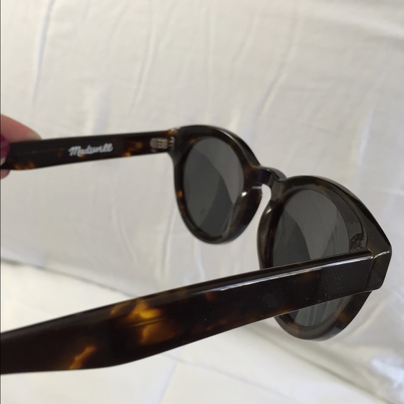 Madewell Accessories - Madewell Sunglasses