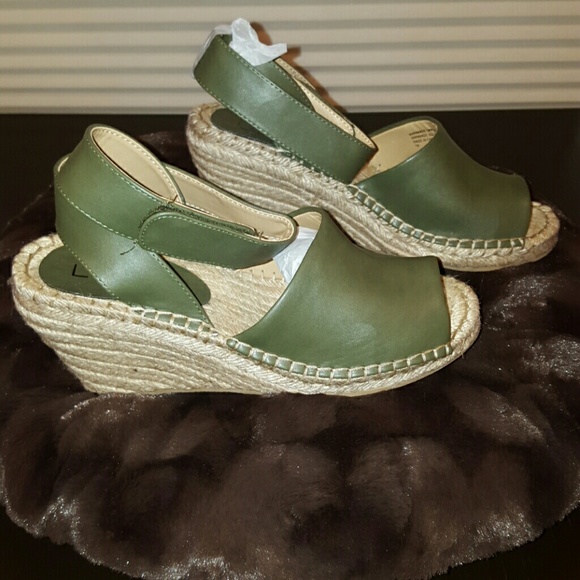 Loft green leather espadrille wedges NIB