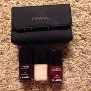 Nail polish set