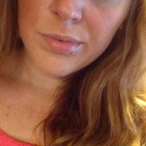 Meet your Posher, Wendy