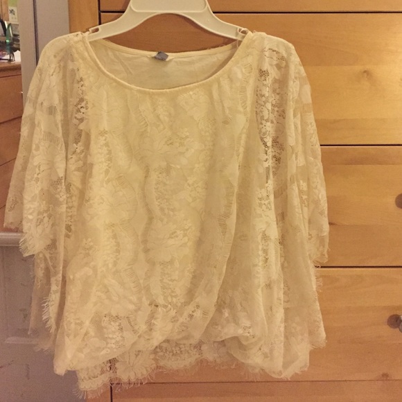 Fossil cream colored lace top