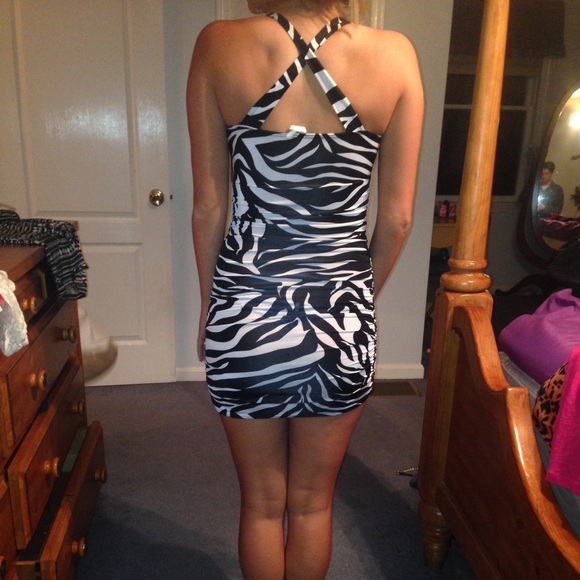 Bodycon zebra dress - Picture 2 of 2