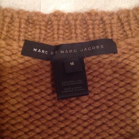 Marc by Marc Jacobs sweater, size medium. - Picture 2 of 4