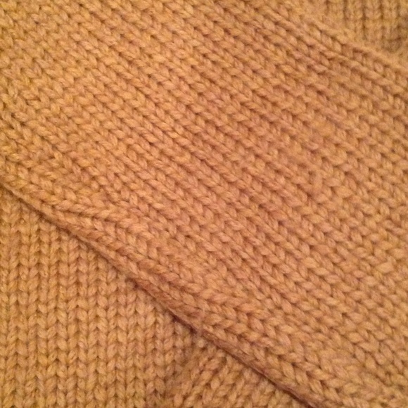Marc by Marc Jacobs sweater, size medium. - Picture 3 of 4