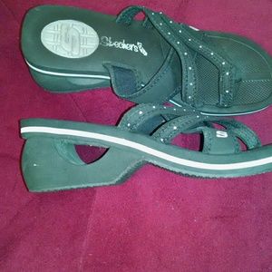 Sketchers Cali strappy wedge sandals