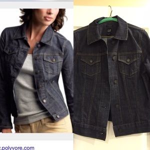 Gap NWOT denim jacket dark rinse. Sz M