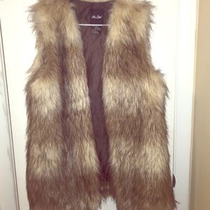 fur vest