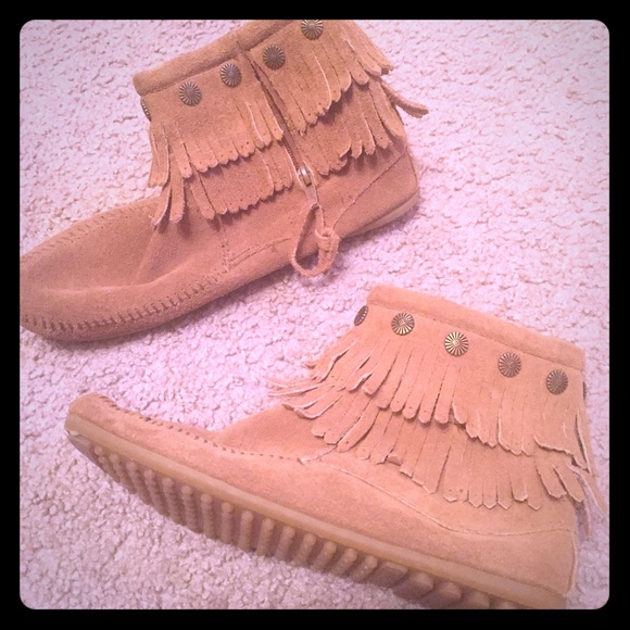 Minnetonka fringe booties