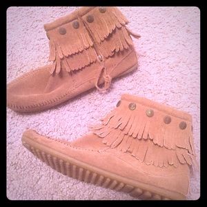 Minnetonka fringe booties