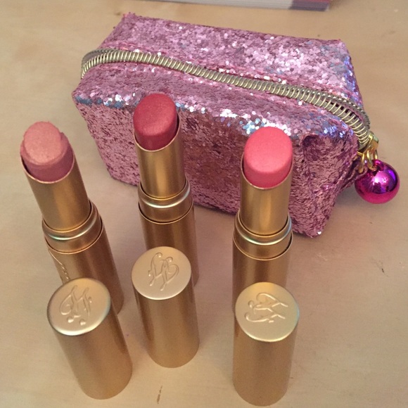 Too Faced Limited Edition "Under the Mistletoe"
