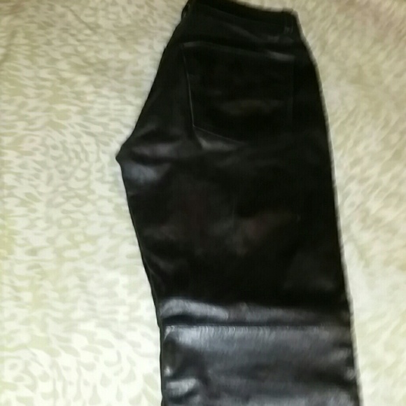 🎉FLASH SALE🎉 EXPRESS LEATHER Pant - Picture 3 of 3