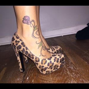 Cheetah print heels!