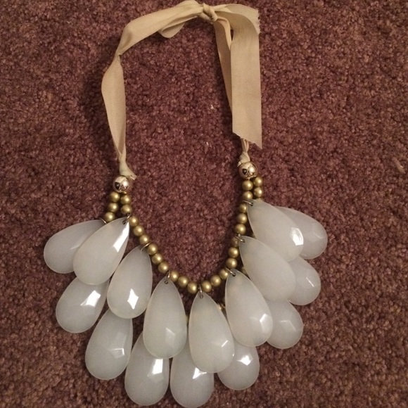 Francesca's necklace