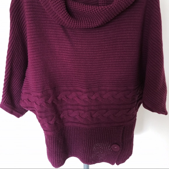 Cowl neck Sweater, button detail on bottom - Picture 2 of 2