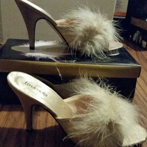 Fredericks of Hollywood beige Slippers