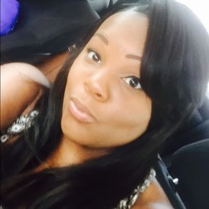 Meet your Posher, Jasmine