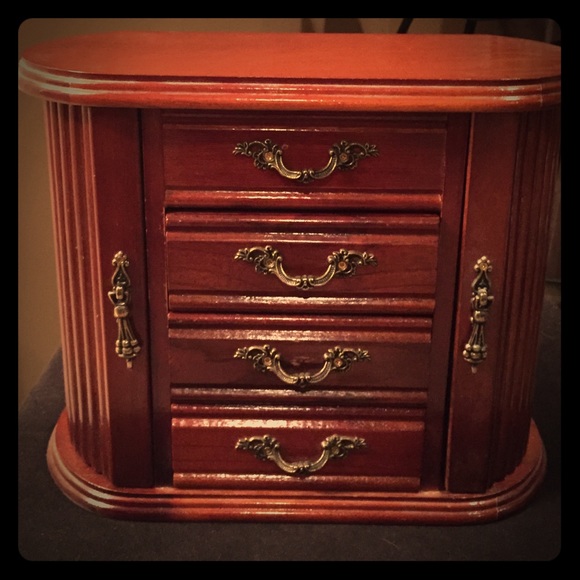Vintage Jewelry Box