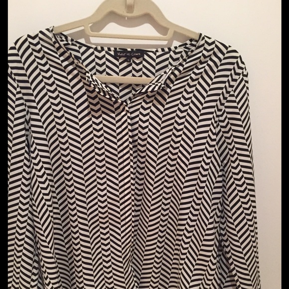 Geometric print top
