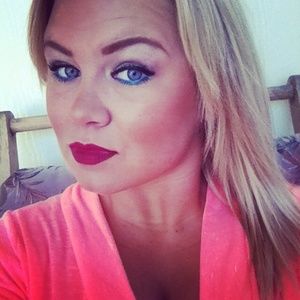 Meet your Posher, Pattie