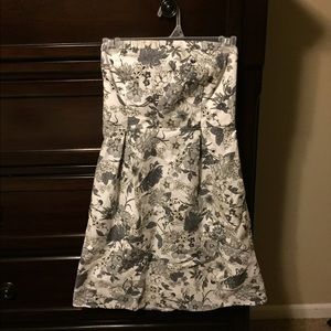 Old navy strapless dress. NWT