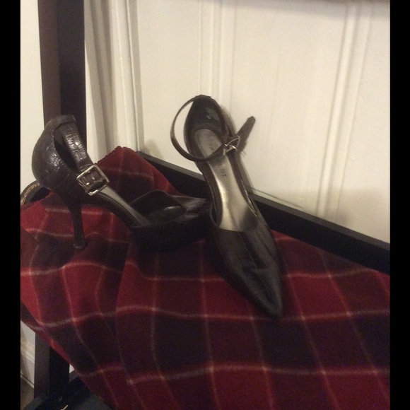 Brown leather upper ,imprinted shoes - Picture 3 of 4