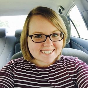 Meet your Posher, Abbey