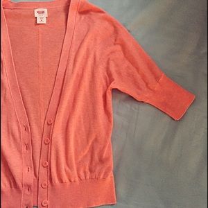 Coral cardigan 👓