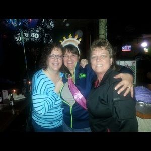 Meet your Posher, Debbie