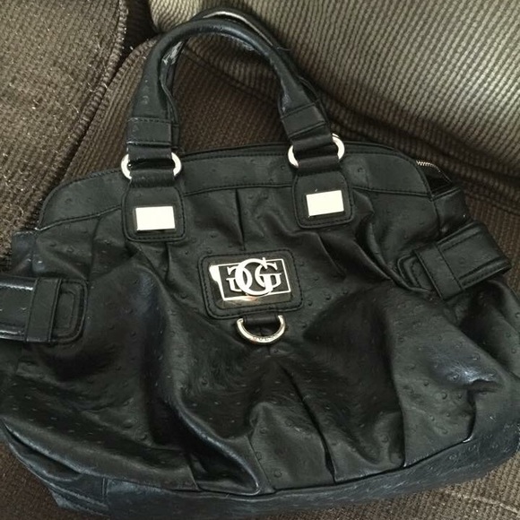 AUTHENTIC GUESS HANDBAG