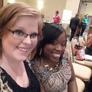 Meet your Posher, Lacey