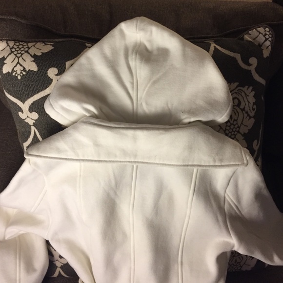 Cato Jacket - Picture 3 of 3